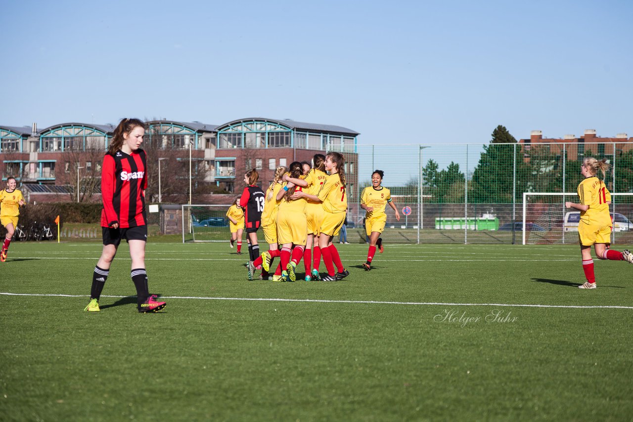 Bild 311 - B-Juniorinnen SG Weststeinburg/Bei - SV Fisia 03 : Ergebnis: 1:2